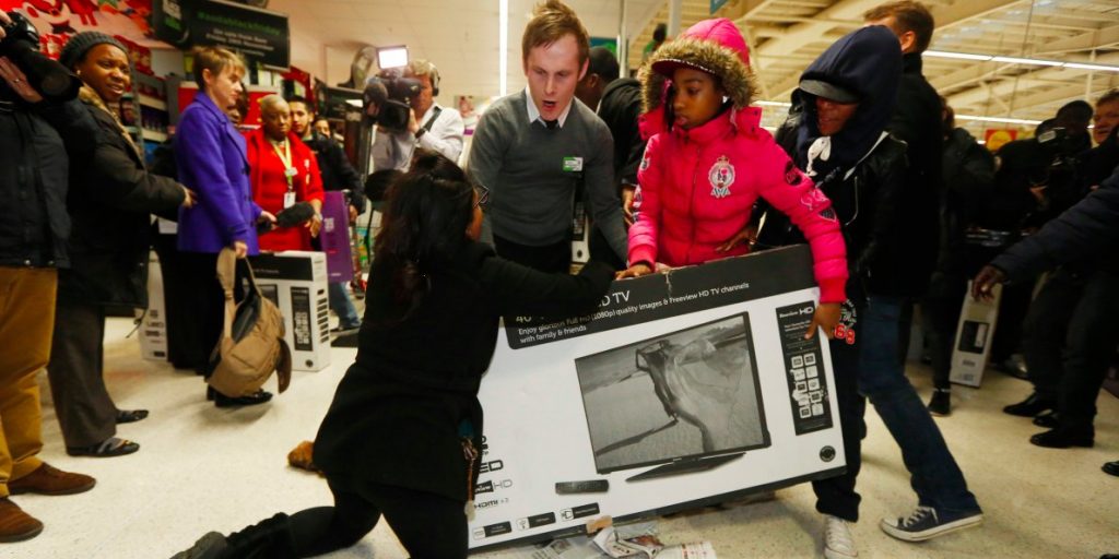 online-shopping-is-killing-the-high-street-and-not-even-black-friday-can-save-it